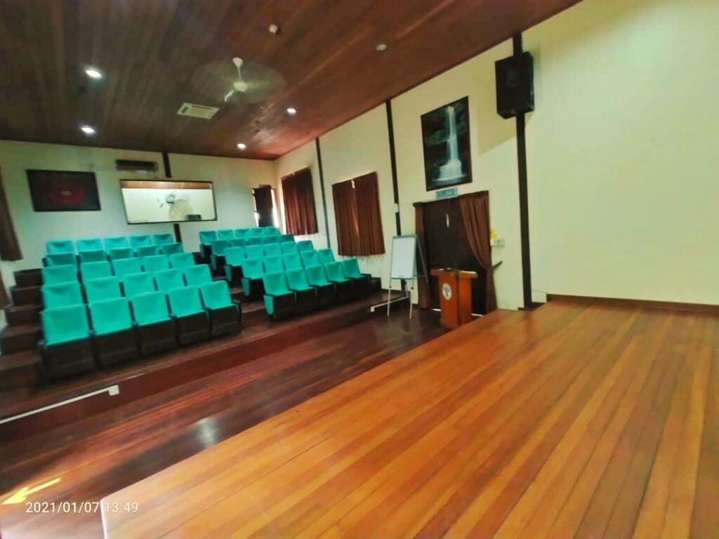 MINI-THEATRE-1
