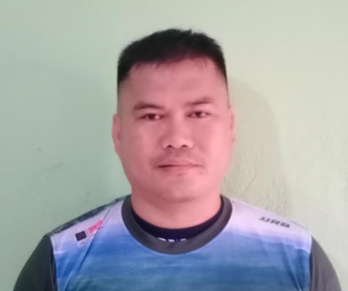 Maliau Basin professional rainforest guide portrait